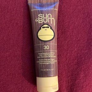 Brand New SunBum premium moisturizing sunscreen lotion